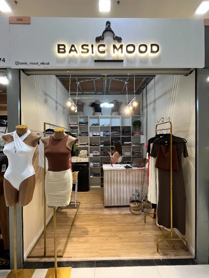 Basic-20MoodRua-20Bar-C3-A3o-20De-20Lad-C3-A1rio566.Foto-20da-20Fachada-20API.131309-2.webp-2