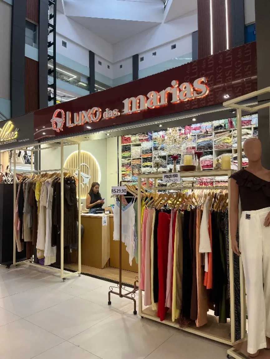 Luxo-20Das-20MariasRua-20Bar-C3-A3o-20De-20Lad-C3-A1rio566.Foto-20da-20Fachada-20API.185803.webp