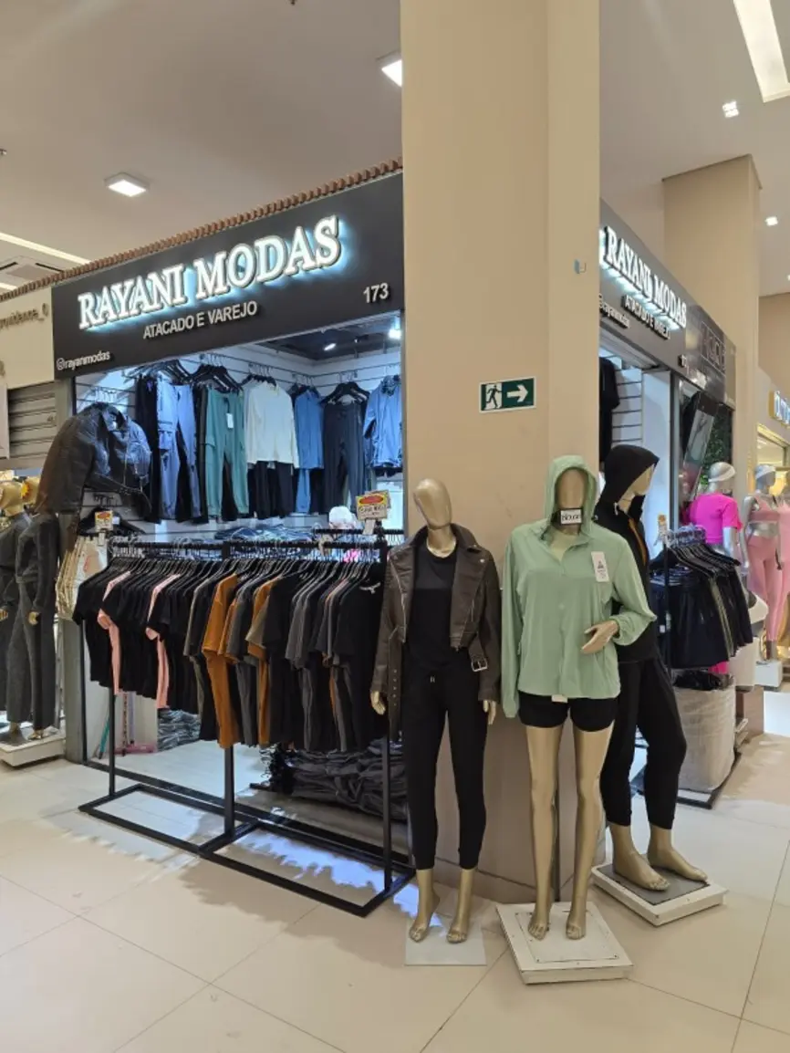 Rayani-20ModasRua-20Bar-C3-A3o-20De-20Lad-C3-A1rio566.Foto-20da-20Fachada-20API.193851.webp