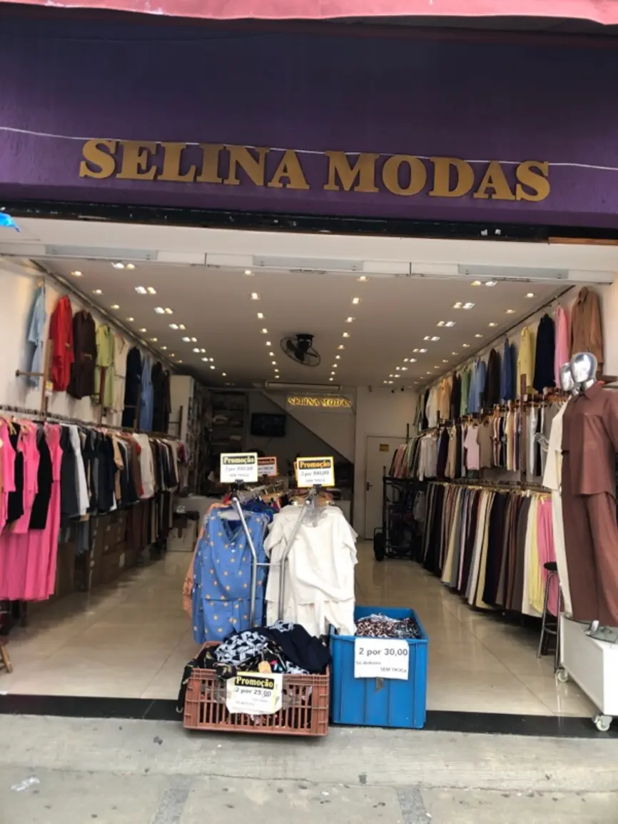 Selina-ModasRua-BarA-o-De-LadA-rio339.Foto-da-Fachada-API.172841.webp