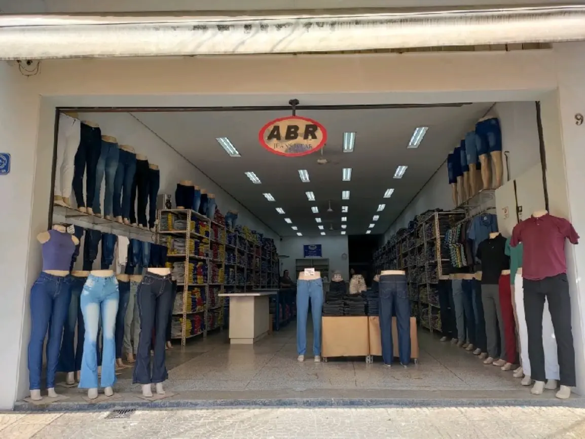 abr-jeans-rua-saiao-lobato-89_fachada_253202510230.webp