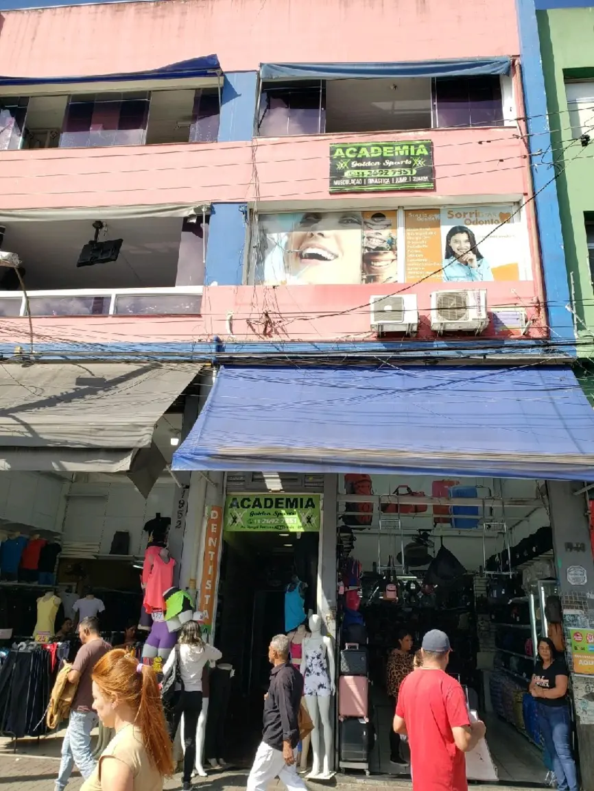 academia-golden-sports-avenida-rangel-pestana-1948_fachada_145202512590.webp