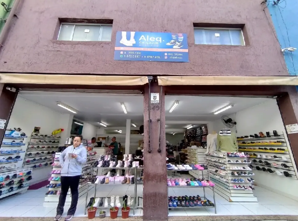 aleq-calcados-rua-cavalheiro-249_fachada_130520251407.webp