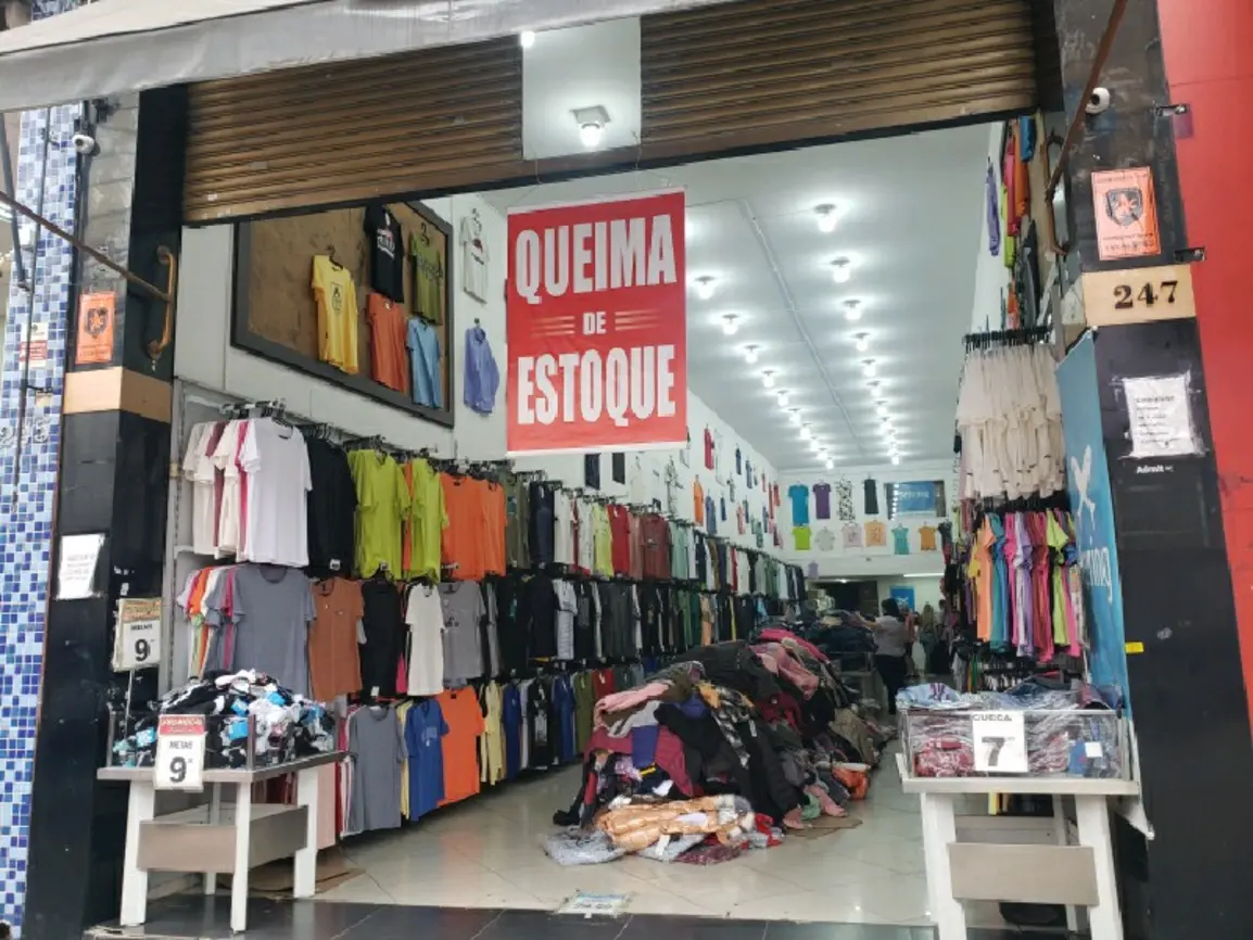 big-family-outlet-rua-maria-marcolina-247_fachada_310120251110.webp