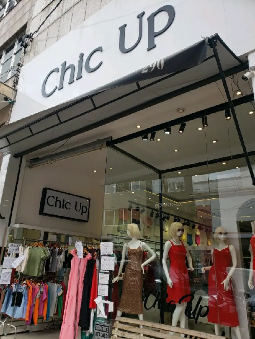 chic-up-rua-henrique-dias-290_fachada_090120251416.webp