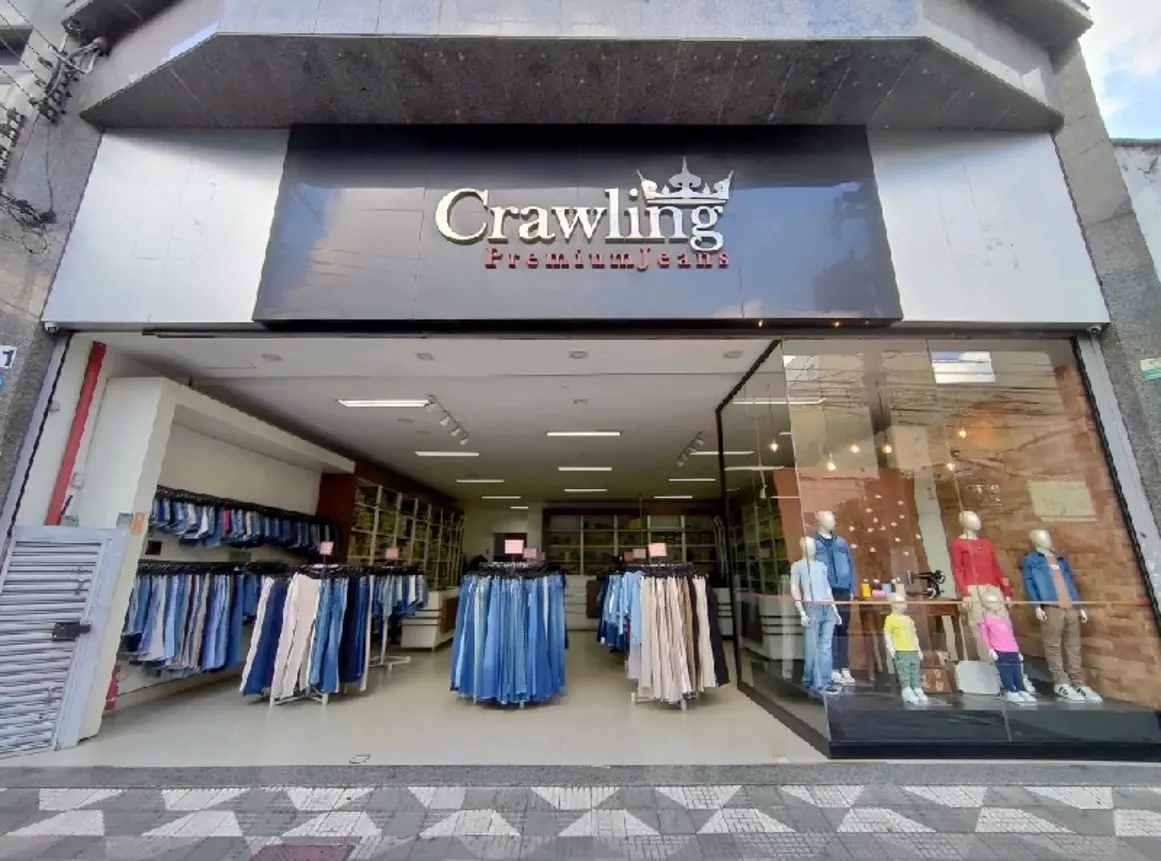 crawling-premium-jeans-rua-visconde-de-abaete-171_fachada_290420251515.webp