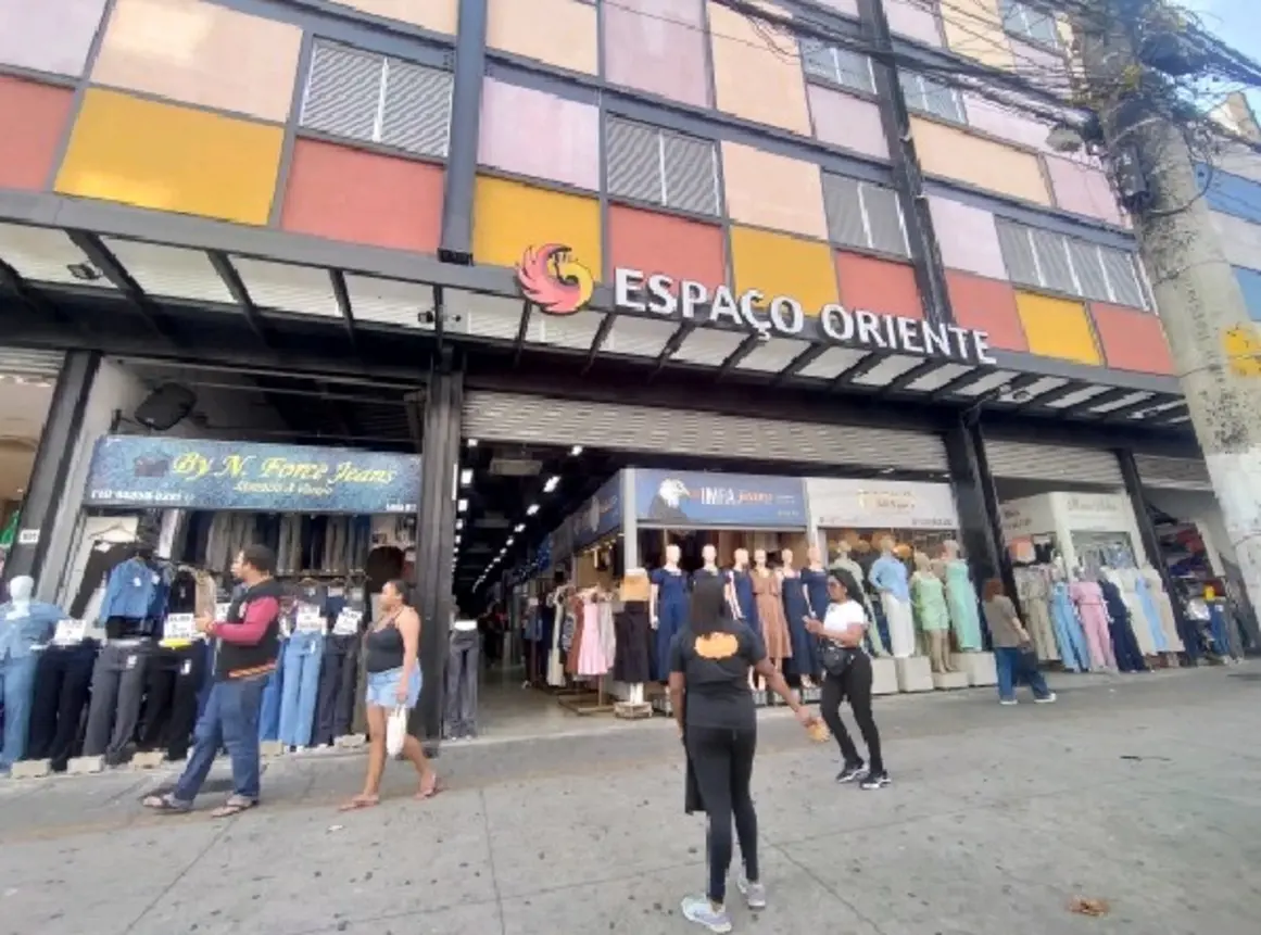 espaco-oriente-rua-oriente-139_fachada_.webp