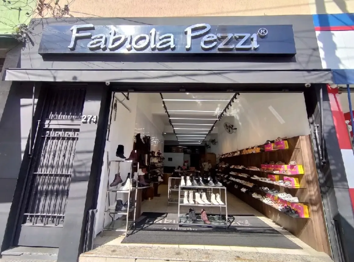 fabiola-pezzi-rua-cavalheiro-274_fachada_230520251223-1.webp-1