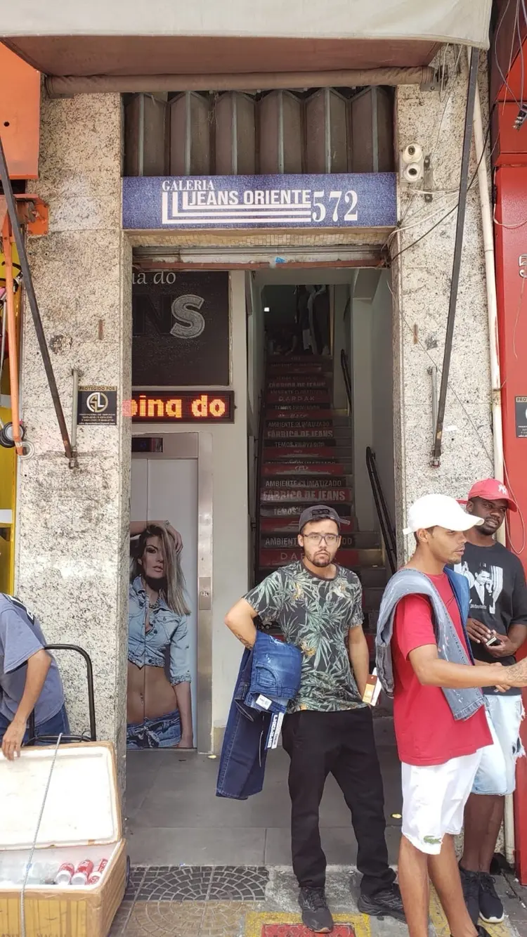 galeria-jeans-oriente-rua-oriente-572_fachada_161220241101-1.webp-1