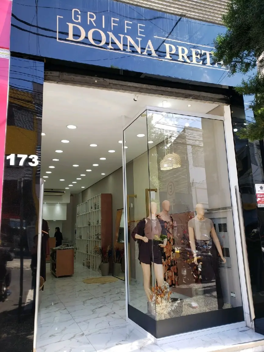 griffe-donna-preta-rua-miller-173_fachada_210120251153.webp