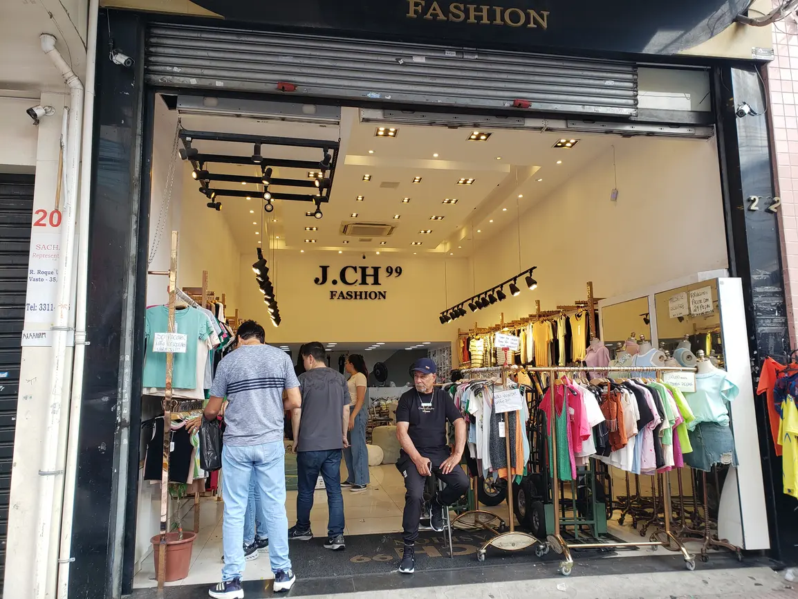 j-ch99-fashion-rua-oriente-202_fachada_131220240212.webp