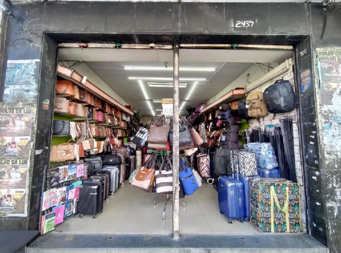 kelvin-bolsas-avenida-rangel-pestana-2437_fachada_290520251552.webp