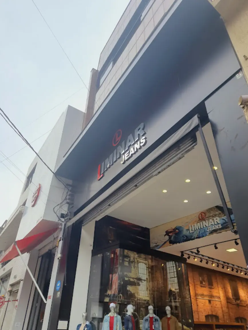 liminar-jeans-rua-joao-teodoro-1574_fachada_221020240000.webp