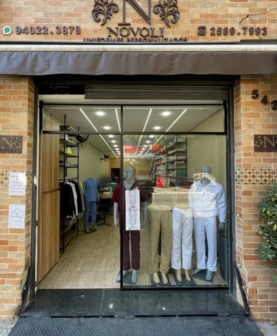 novoli-uniformes-rua-bresser-543_fachada_211120251522.webp
