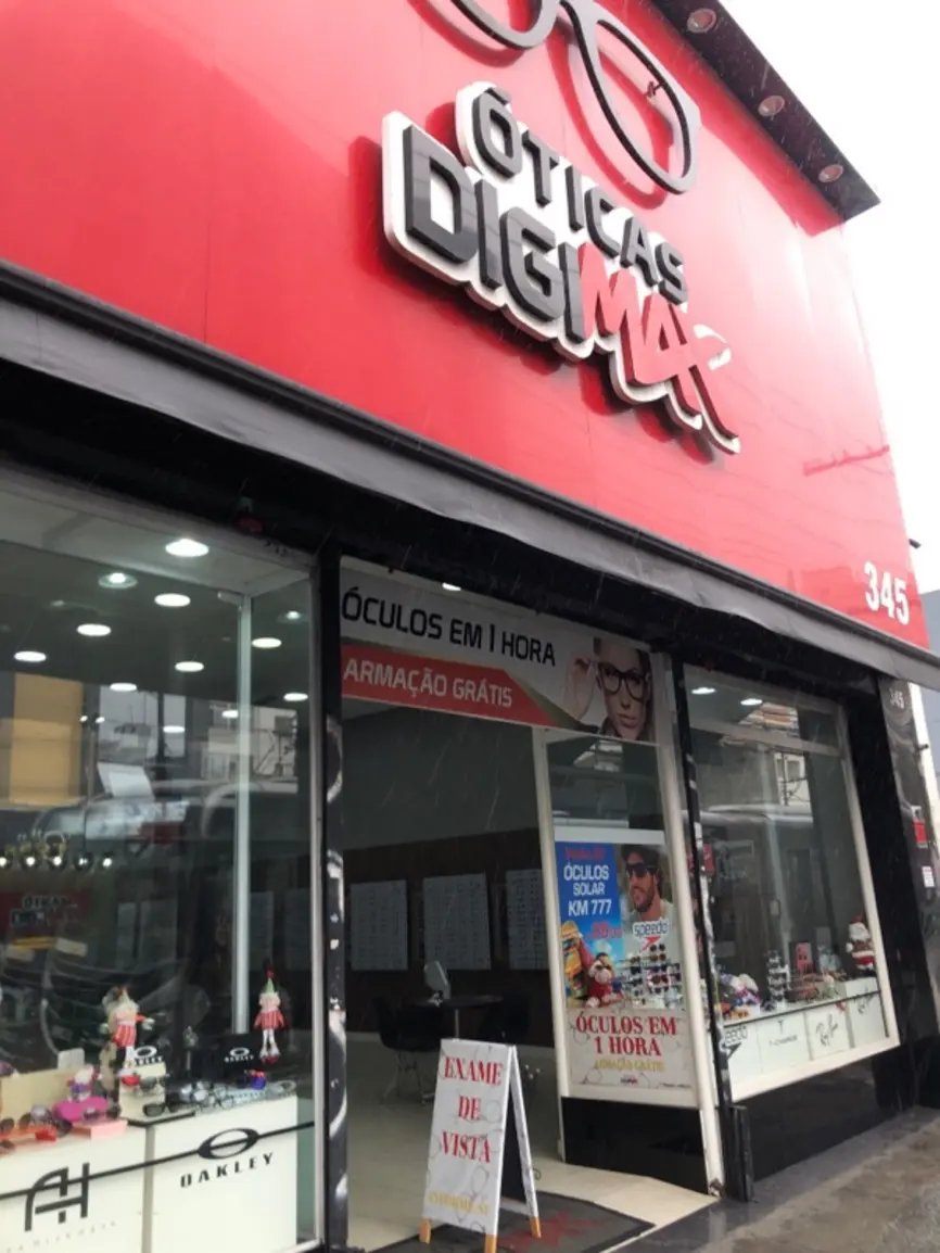 oticas-digimix-avenida-celso-garcia-345_fachada_091220251306.webp