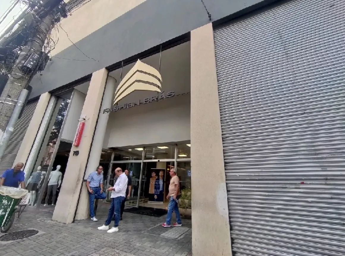 shopping-fashion-bras-rua-xavantes-719_fachada_070520251354.webp