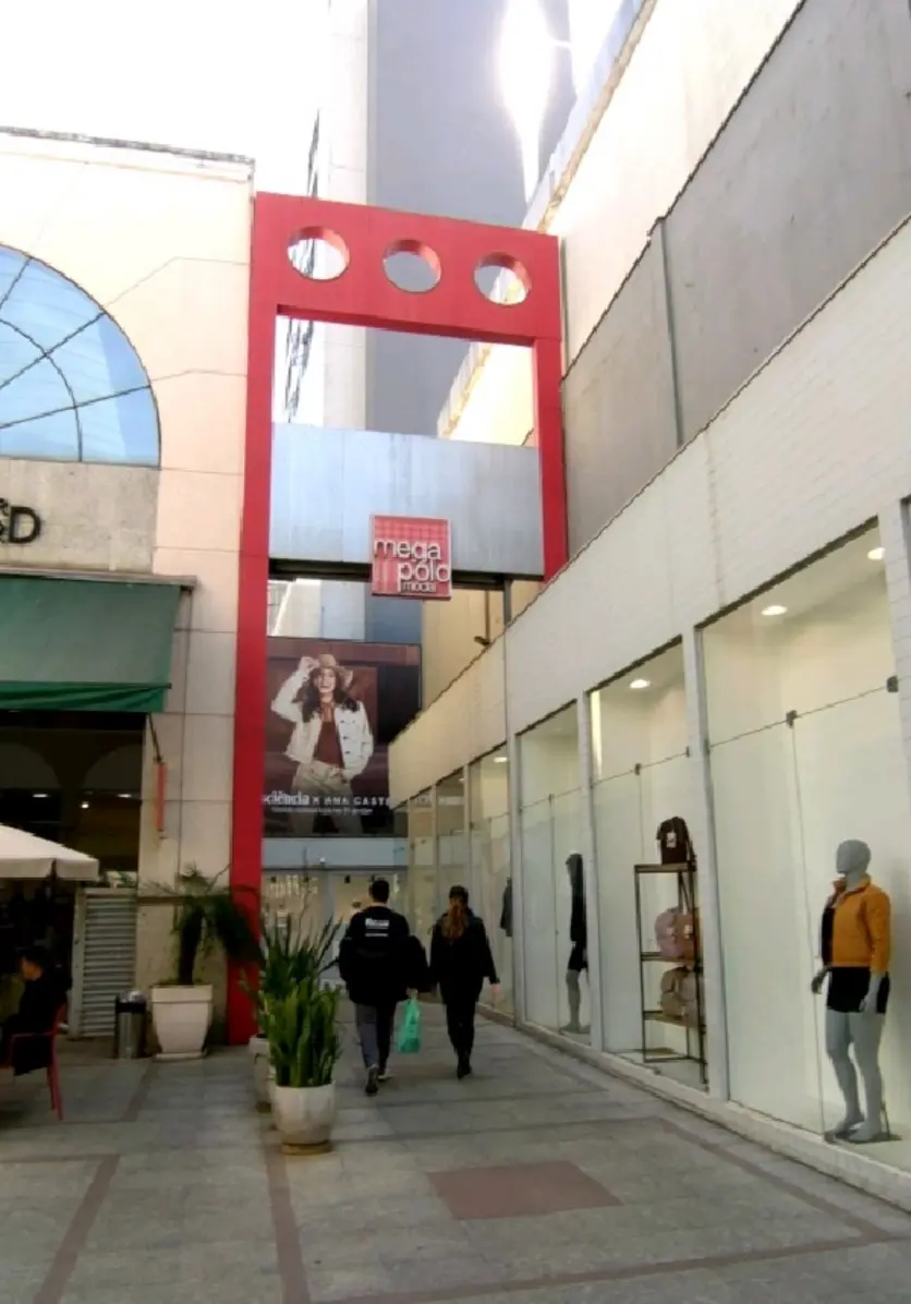 shopping-mega-polo-moda-rua-miller-561_fachada_070720251507-1.webp-1