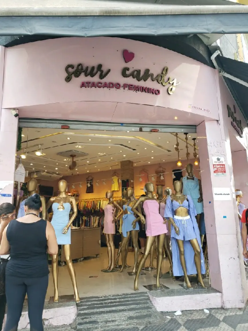 sour-candy-lilian-store-rua-rodrigues-dos-santos-454_fachada_070120251110.webp
