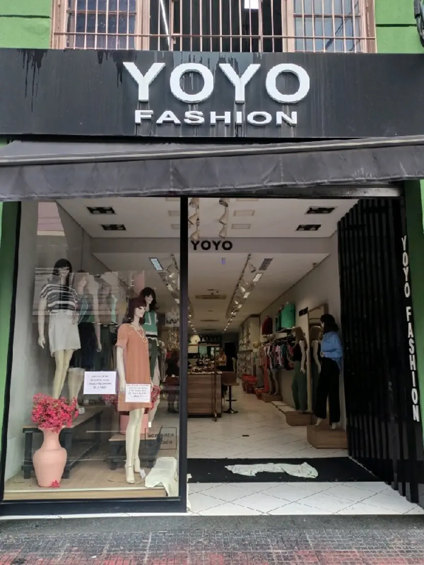 yoyo-fashion-rua-casemiro-de-abreu-289_fachada_270220251611.webp